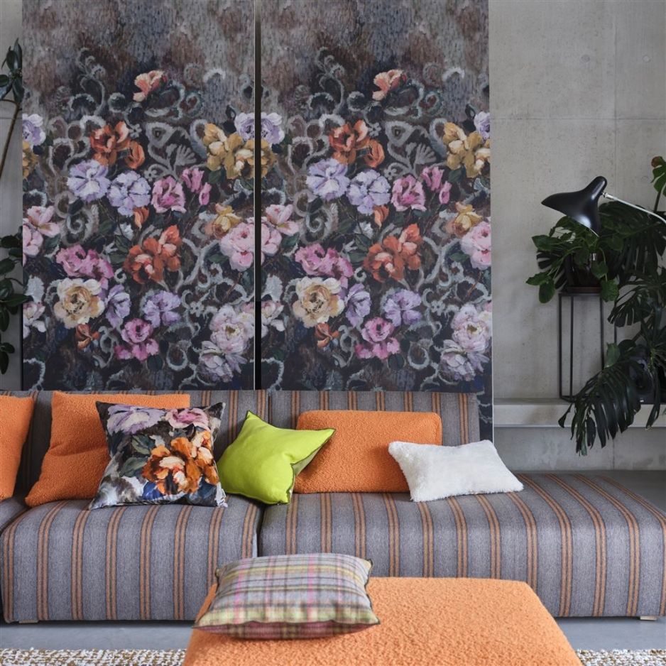 Tapestry flower