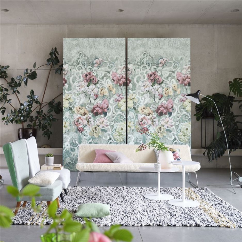 Tapestry flower
