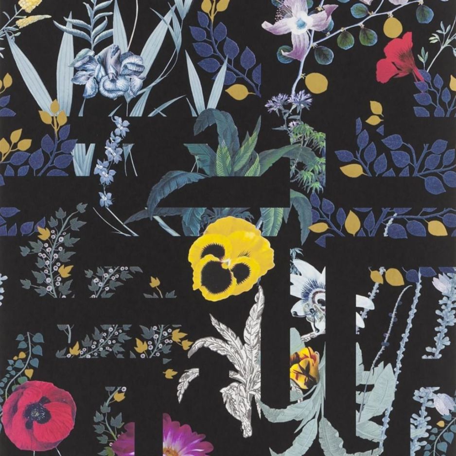 Primavera labyrinthum - Black Wallpaper